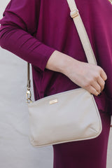SF Classic Crossbody Bag (LATTE)